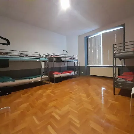 B3 Hostel Budapest-3